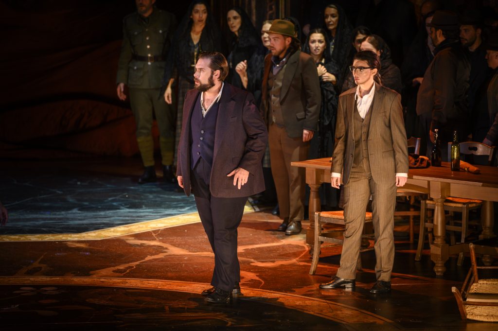 009- 100925-Faust – Officials – FB – 150DPI © J-Berger_ORW-Liège-